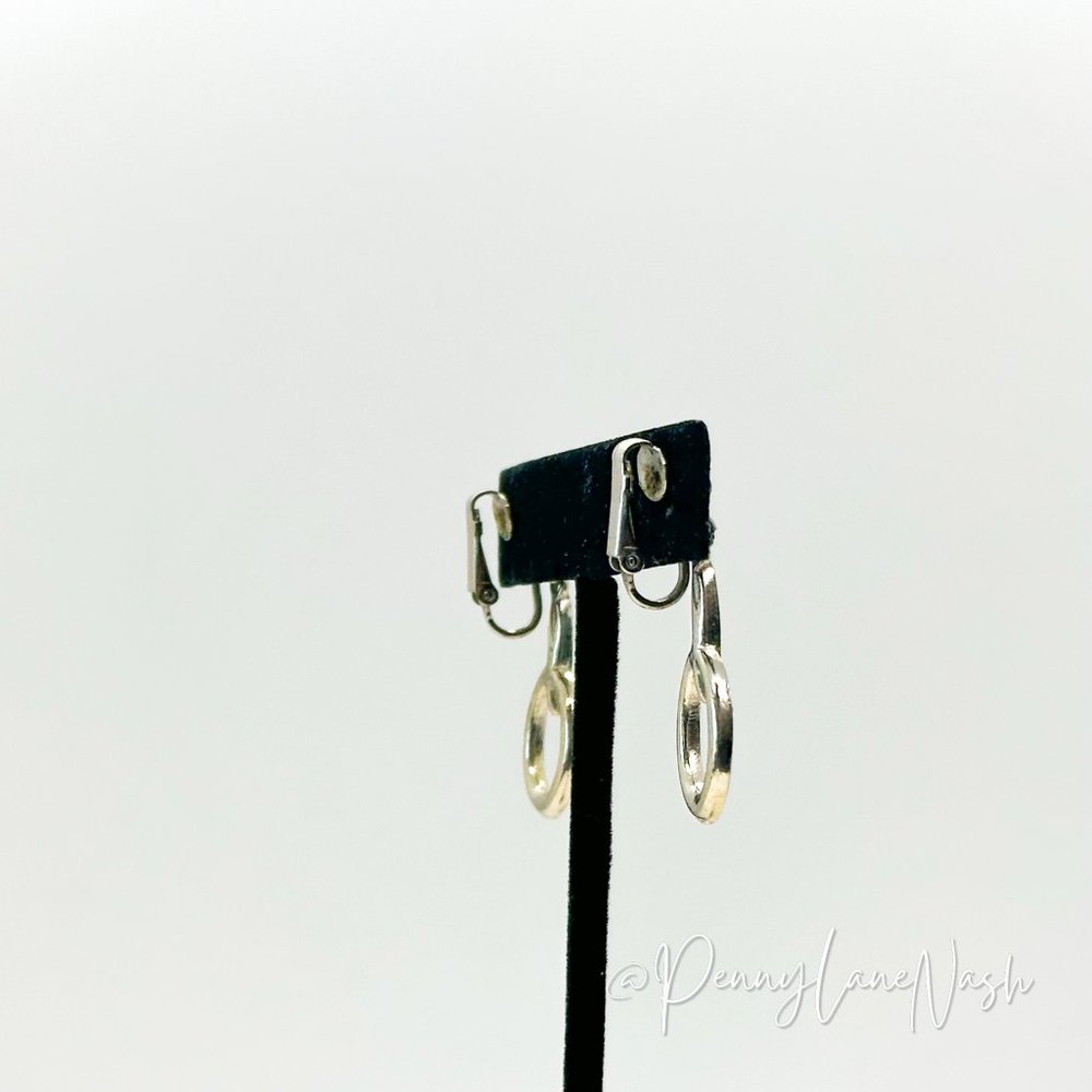 Vintage Rhinestone Oval Drop Earrings - Picture 5 of 8